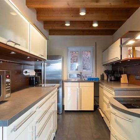 Maisonette-Wohnung Mit 5 Schlafzimmern Woerrstadt Экстерьер фото
