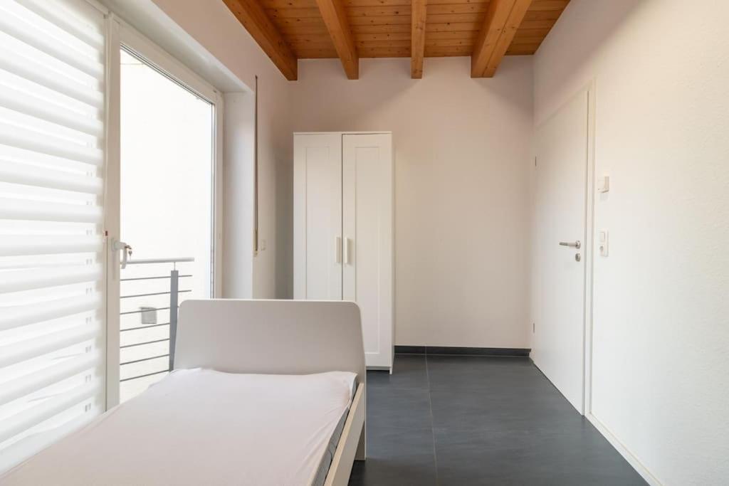 Maisonette-Wohnung Mit 5 Schlafzimmern Woerrstadt Экстерьер фото